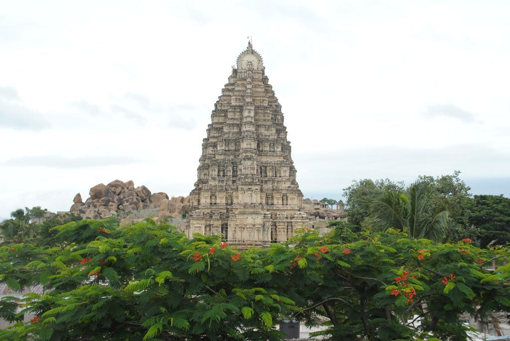 Gopi Guest House Hampi Exteriör bild