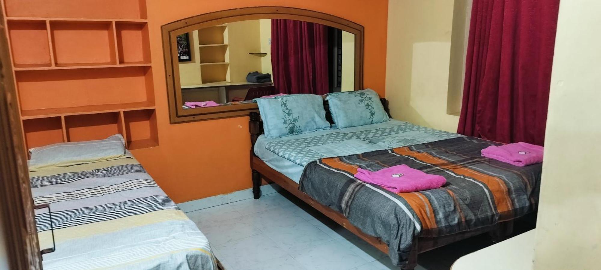 Gopi Guest House Hampi Exteriör bild