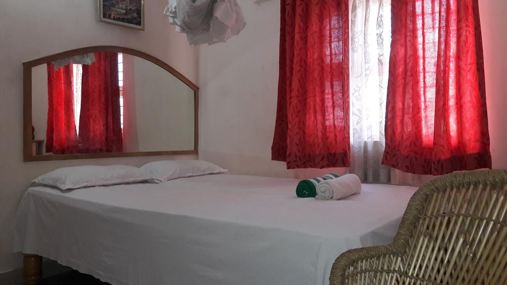 Gopi Guest House Hampi Exteriör bild